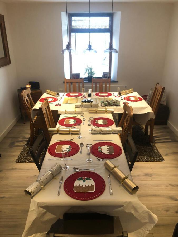 Clydach Cottages ลาแนคลี ภายนอก รูปภาพ